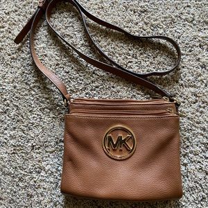 Michael Kors crossbody purse wallet